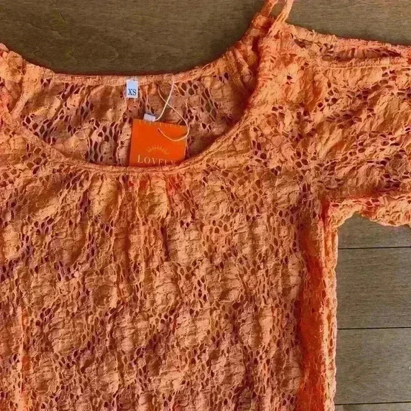 Lovely | Orange eyelet lace off-the-shoulder top size xs - Picture 2 of 3